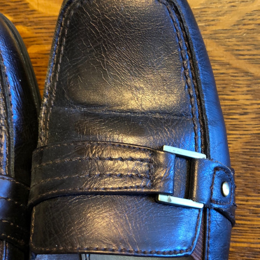 Shoes - Picture 2 of 3